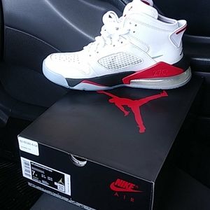 Air Jordan Retro Tennis Shoes